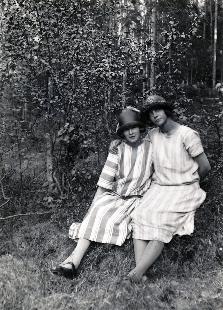 Anna Windahl och Selma Jonsson