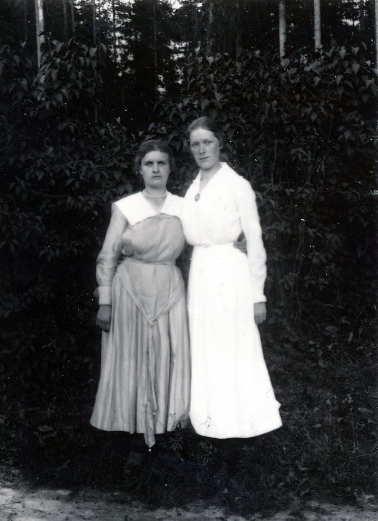Edit Pettersson och Berta Stöö