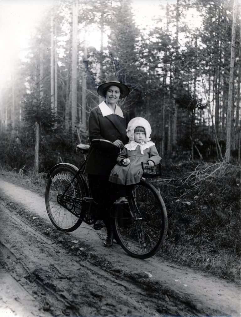 Linda Kronberg och Björnsson p