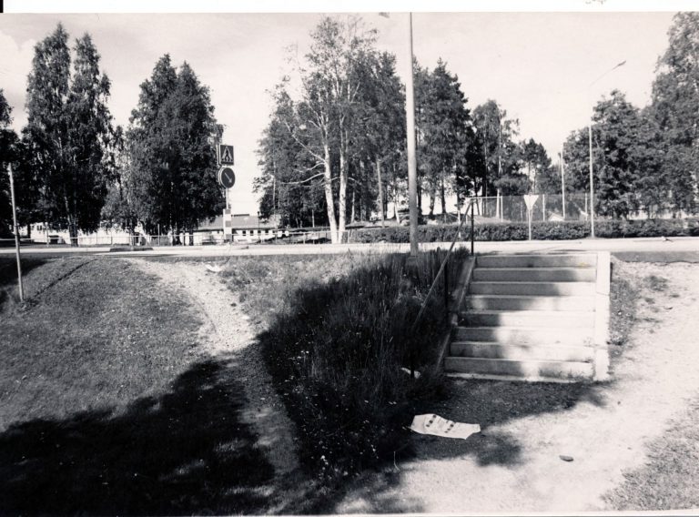 71 an  trapp